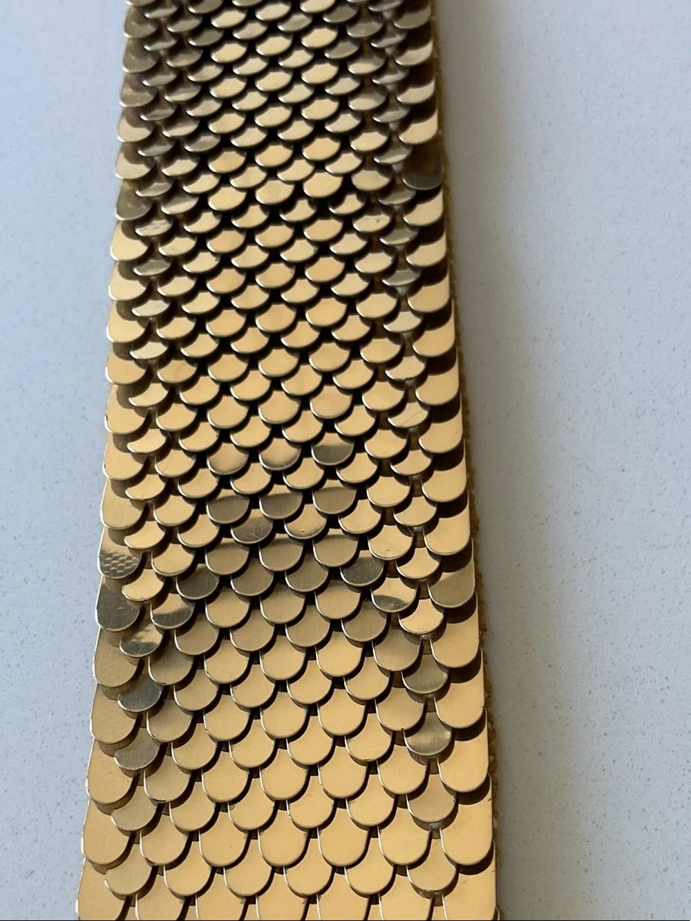 Vintage Fish Scale Stretch Belt Gold Mesh Belt with Metallic Accent unisex
